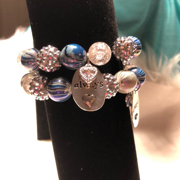 Blue Beaded Bracelet - Picture 2 of 3